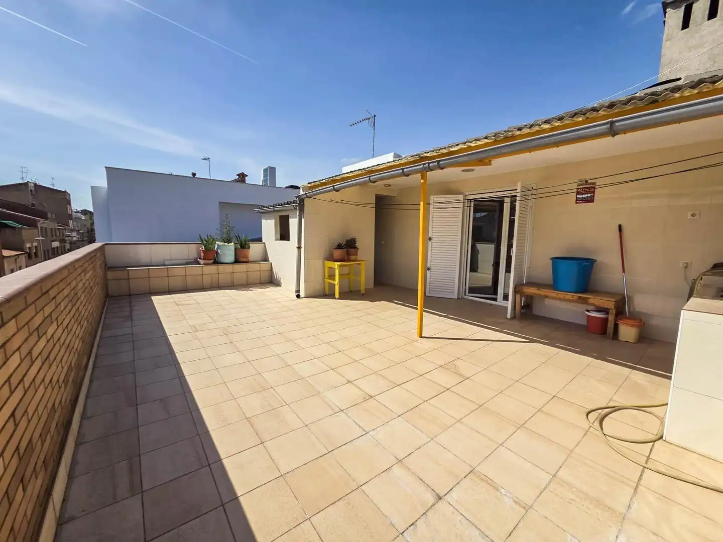 Terraza de Casa adosada en venta en Vilanova del Camí con Calefacción, Terraza y Trastero