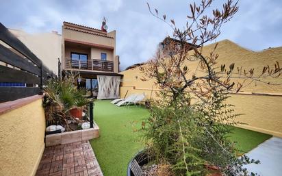 Garden of Single-family semi-detached for sale in Castellar del Vallès  with Air Conditioner, Heating and Private garden