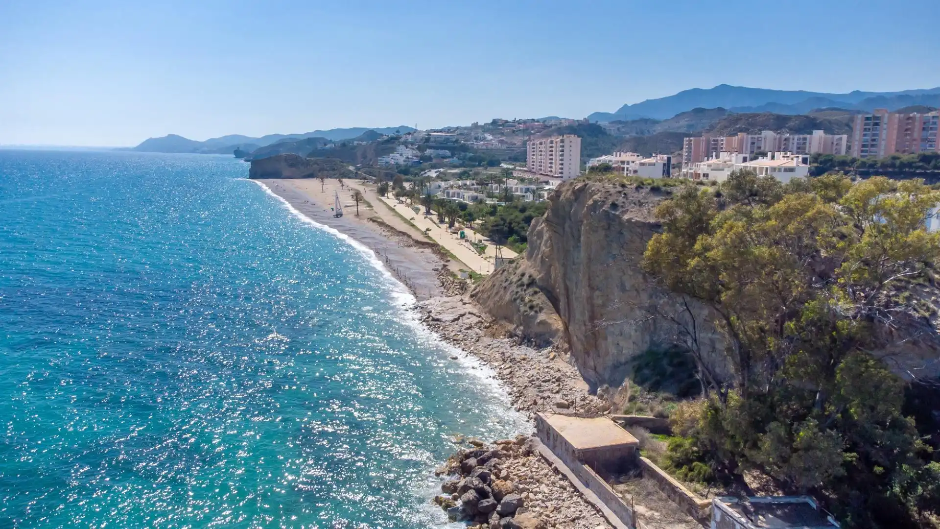 Vista exterior de Casa adosada en venda en Villajoyosa / La Vila Joiosa amb Aire condicionat, Moblat i Piscina comunitària