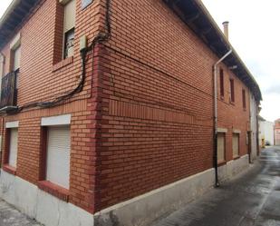 Exterior view of Building for sale in Herrera de Pisuerga