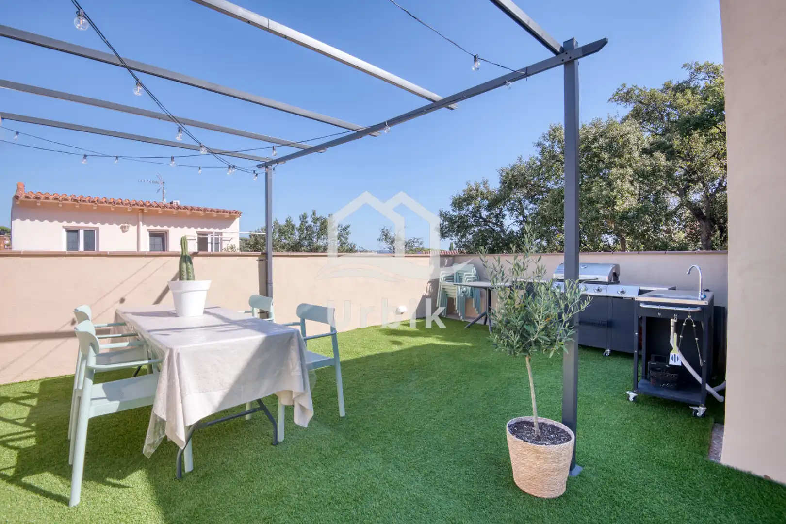 Casa amb piscina en venda a Carrer de Nàpols 26, imagen 9