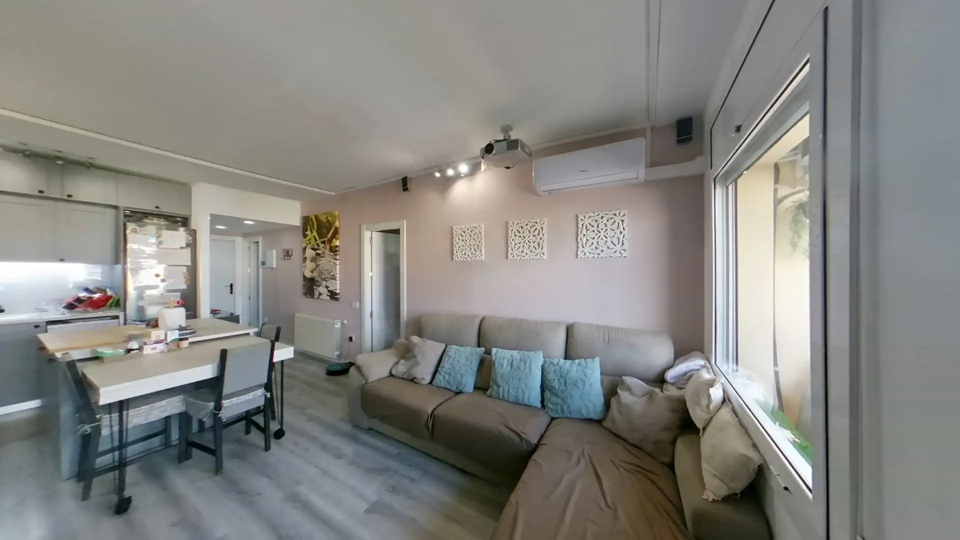 Living room of Flat for sale in Sabadell  with Air Conditioner, Heating and Parquet flooring