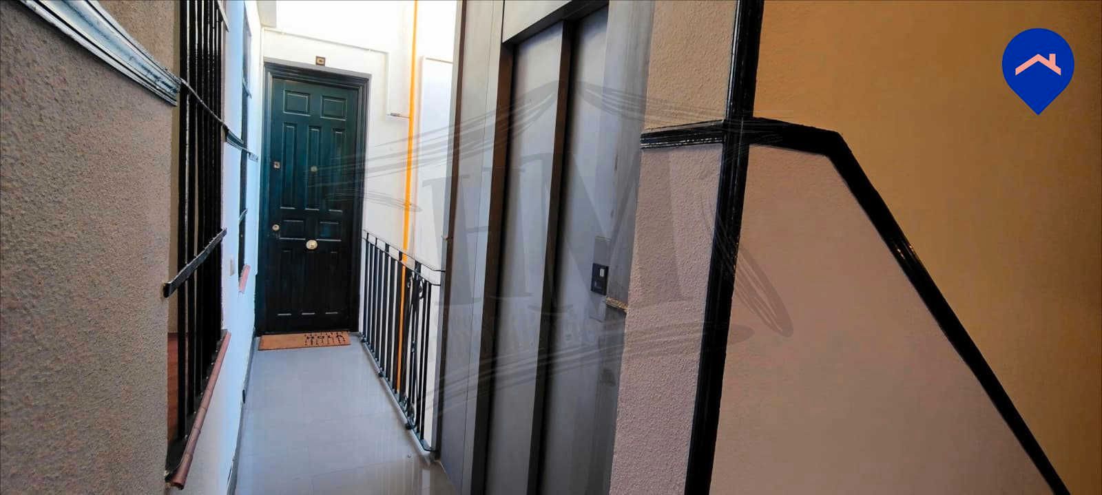 Box room for sale in  Madrid Capital