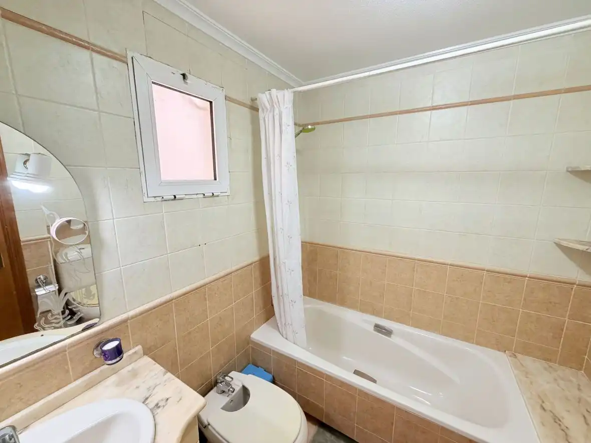 Baño de Casa o chalet en venta en Santa Pola con Aire acondicionado, Calefacción y Terraza