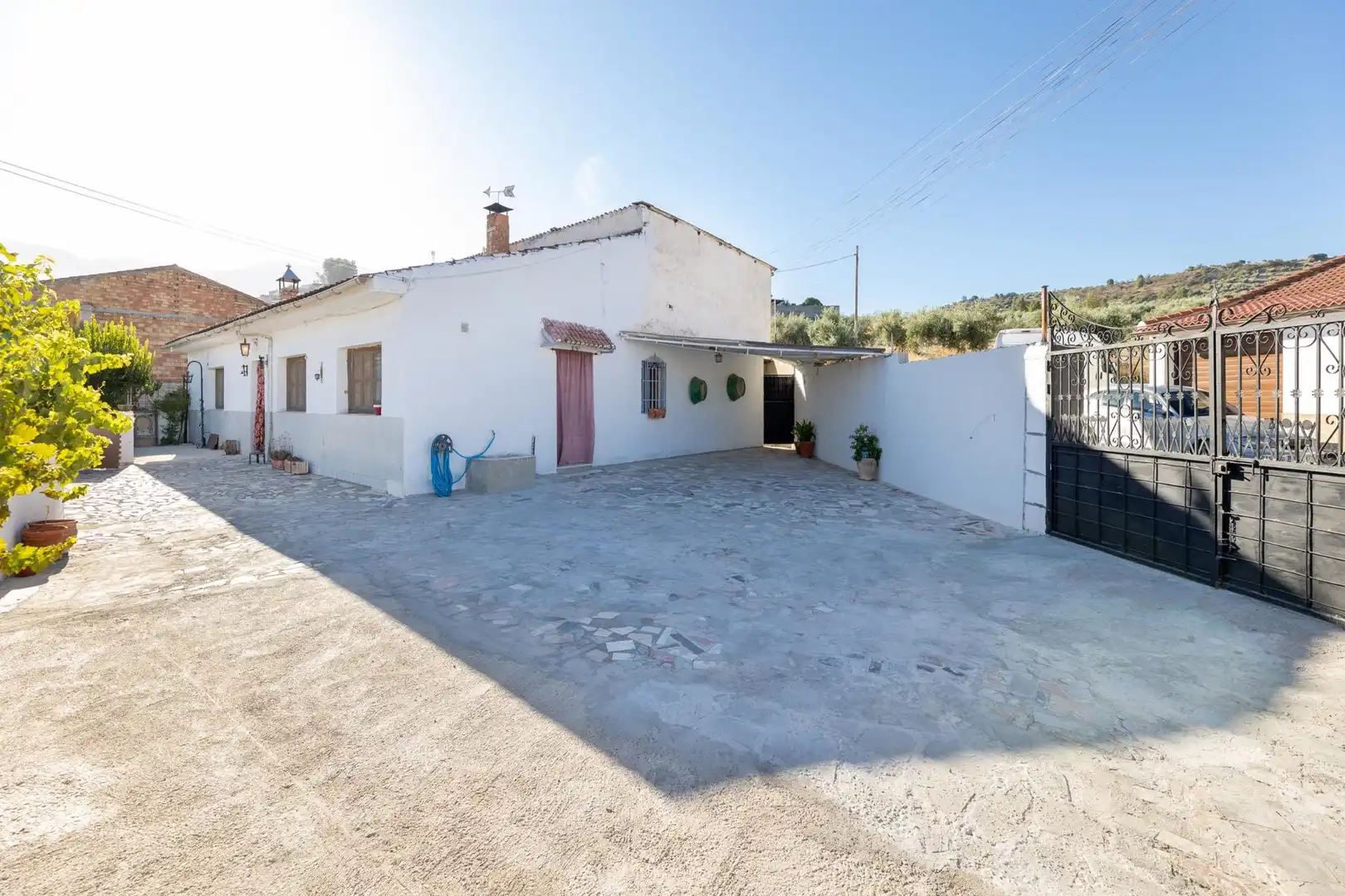 Vista exterior de Casa o chalet en venta en Deifontes, Granada
