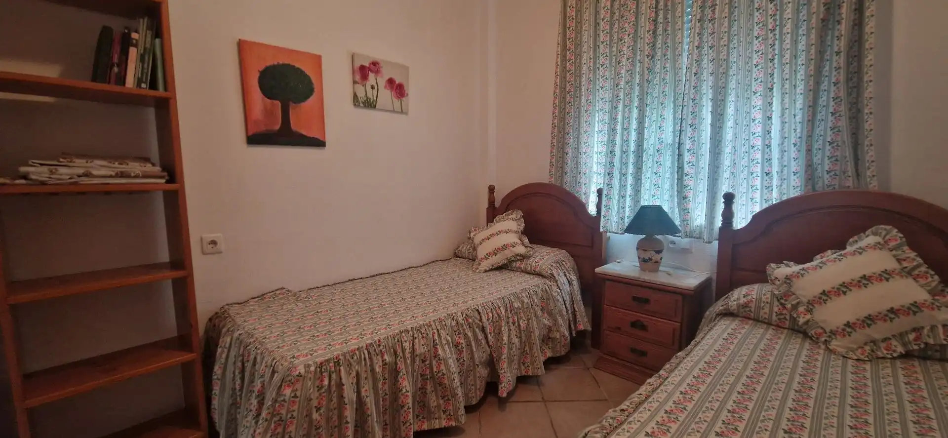 Dormitori de Casa o xalet en venda en El Portil amb Aire condicionat, Calefacció i Jardí privat