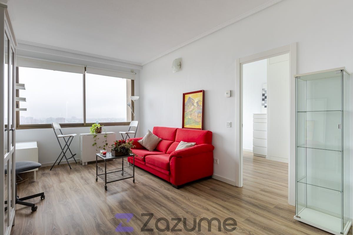 Bedroom of Attic to rent in  Madrid Capital  with Air Conditioner, Heating and Parquet flooring