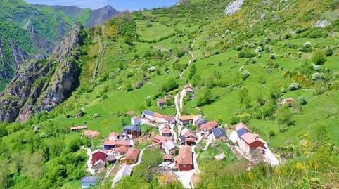 Encantadora Casa de Pueblo en Somiedo por solo 63.000