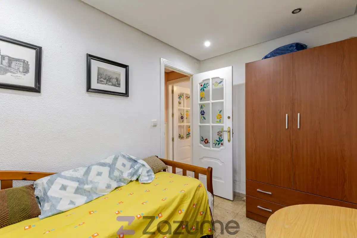 Schlafzimmer von Wohnung zur Miete in Madrid mit Klimaanlage, Heizung und Terrasse