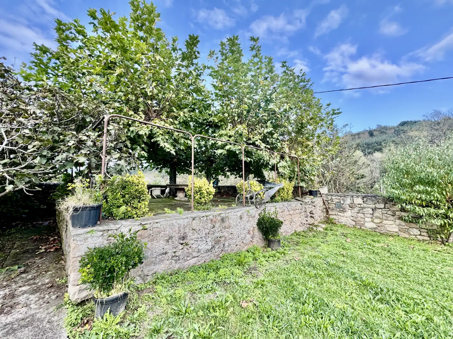Jardín de Casa adosada en venta en Molledo con Parquet, Terraza y Amueblado