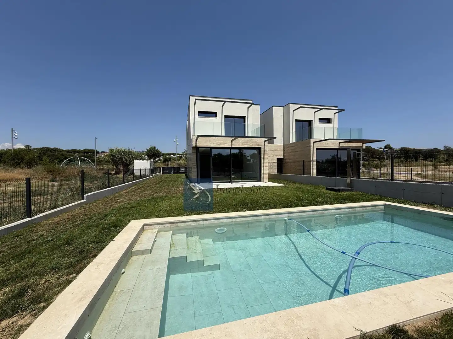 Vista exterior de Casa o chalet en venta en Castell d'Aro, Platja d'Aro i s'Agaró con Aire acondicionado, Calefacción y Terraza