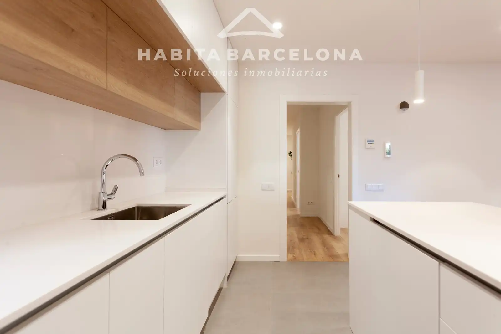 Cocina de Piso de alquiler en Barcelona con Aire acondicionado, Calefacción y Parquet