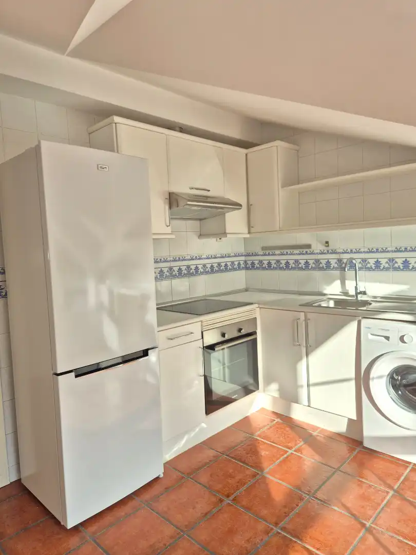 Küche von Wohnung zur Miete in Las Rozas de Madrid mit Klimaanlage, Heizung und Terrasse