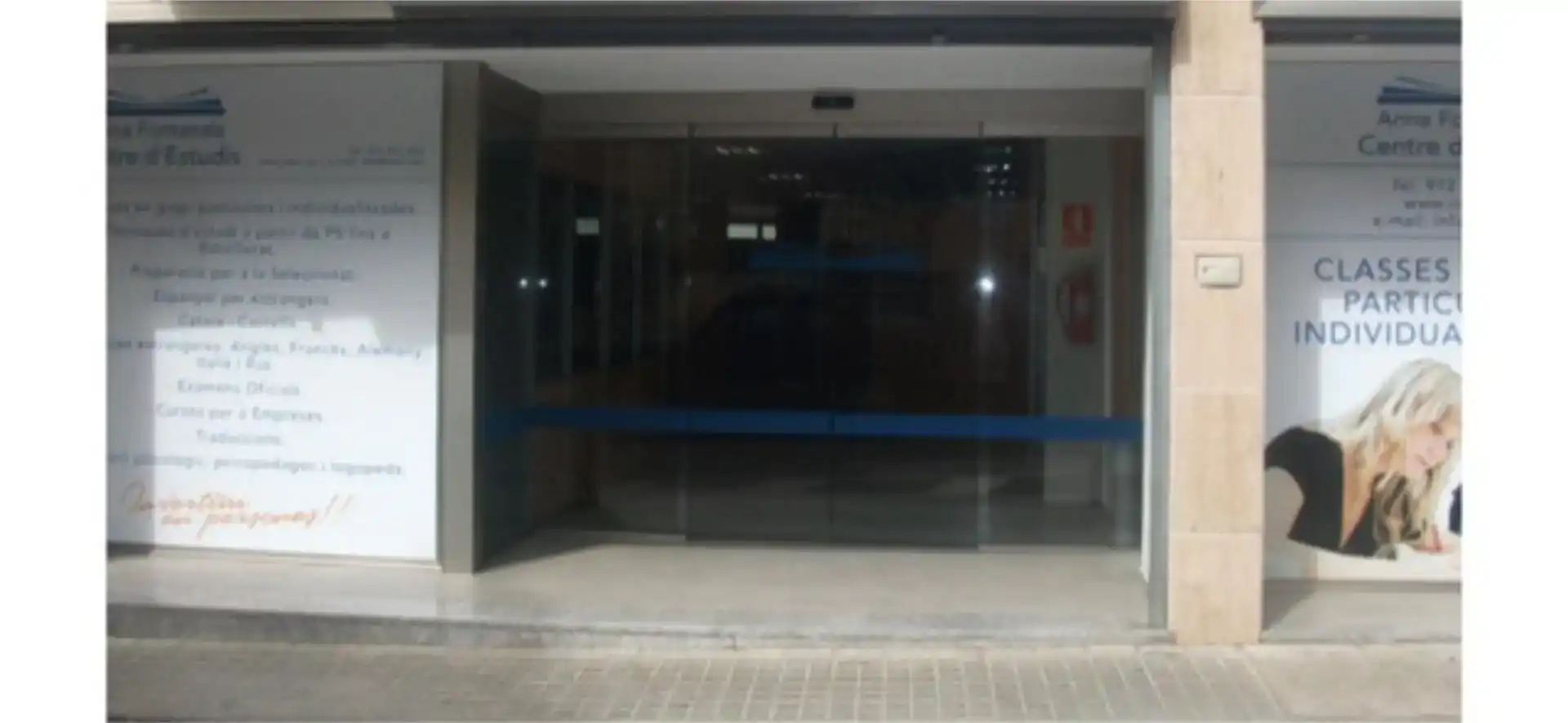 Parking of Commercial properties for rent in Blanes  with Air Conditioner