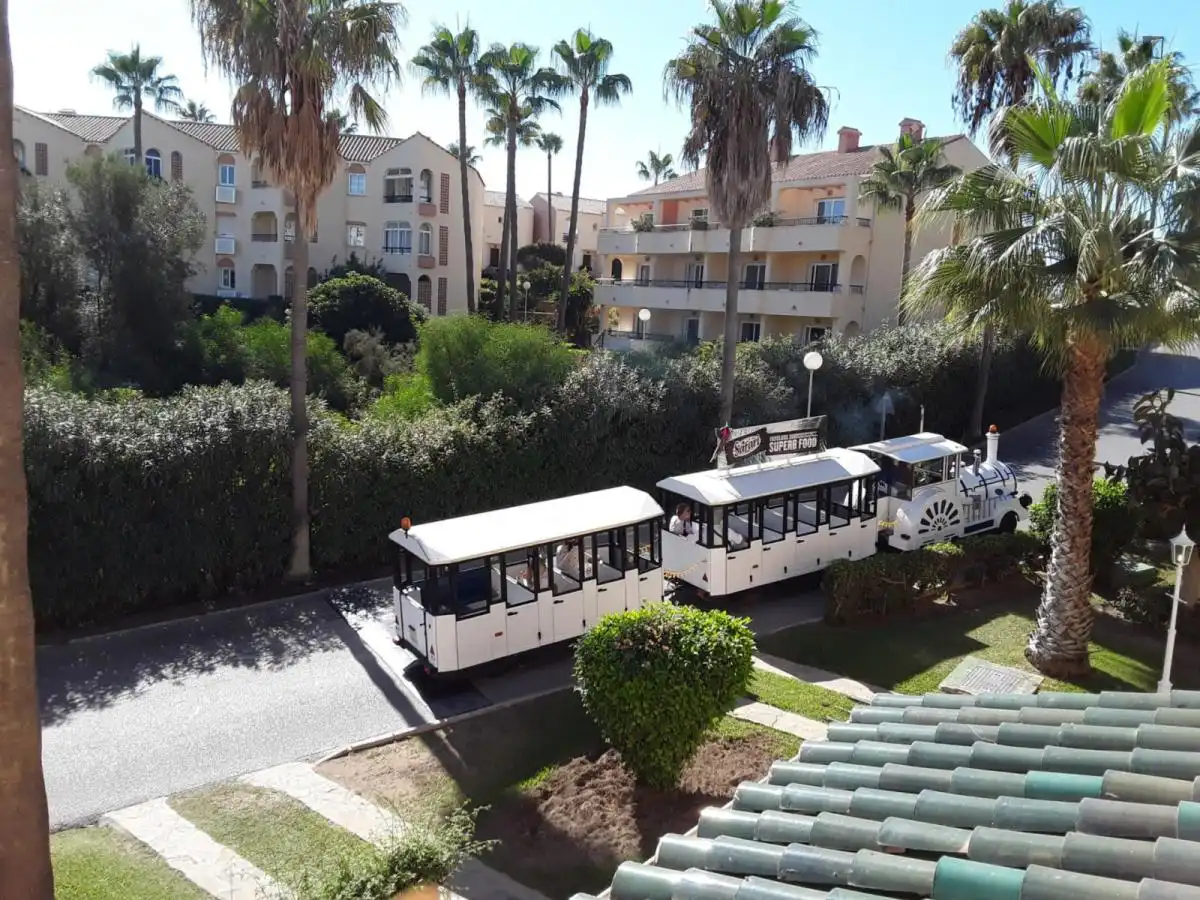 Vista exterior de Casa o xalet de lloguer en Mijas amb Moblat, Forn i Es permeten mascotes