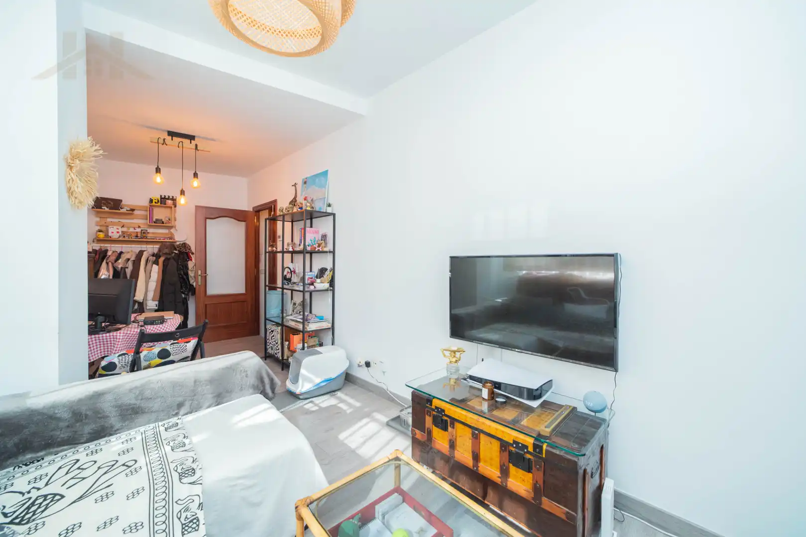 Living room of Flat for sale in Valdemoro  with Storage room and Furnished