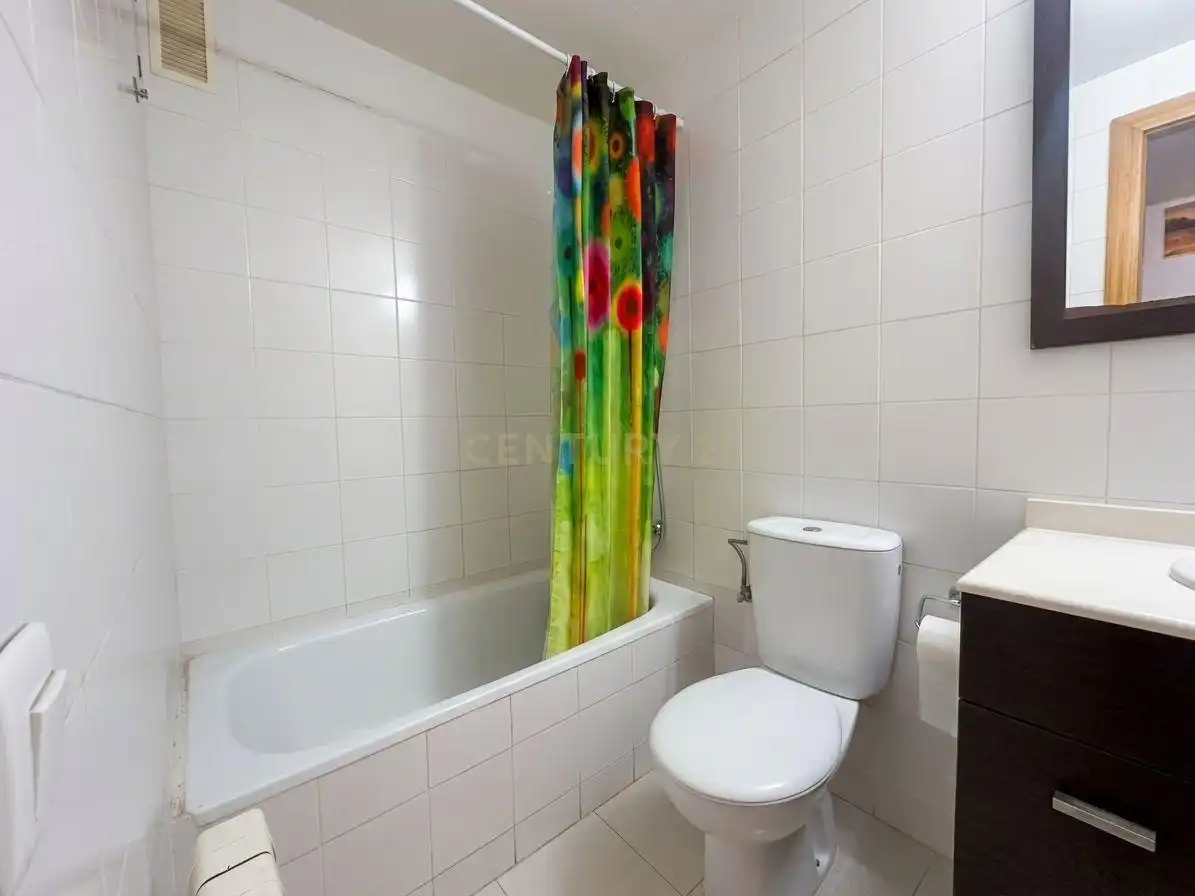 Baño de Piso en venta en Sabadell con Balcón