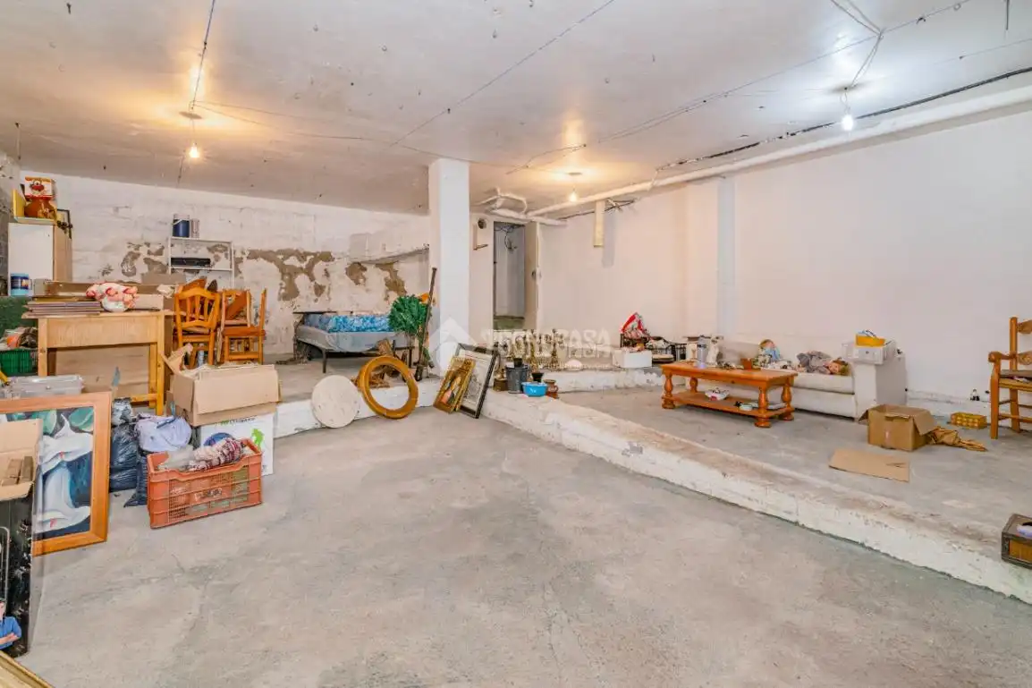 Casa adosada en venda en La Zubia amb Terrassa i Piscina comunitària
