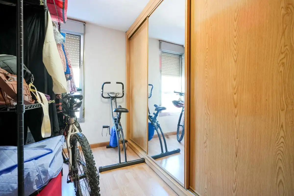 Bedroom of Flat for sale in Madrid  with Air Conditioner, Heating and Furnished