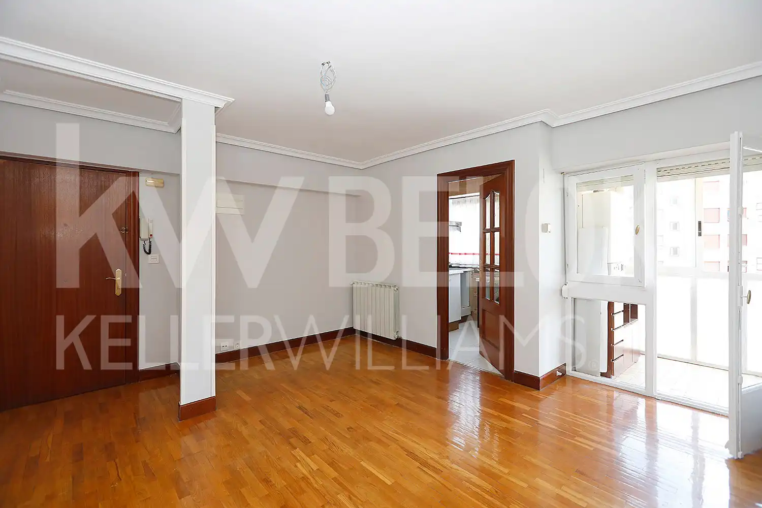 Flat with terrace for sale in Luis de Uranzu Kalea, imagen 5