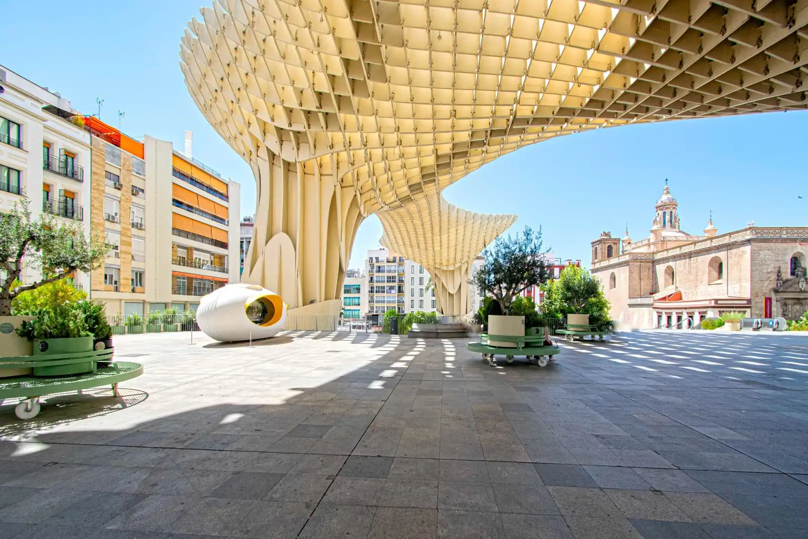 Vista exterior de Pis en venda en  Sevilla Capital amb Aire condicionat i Balcó