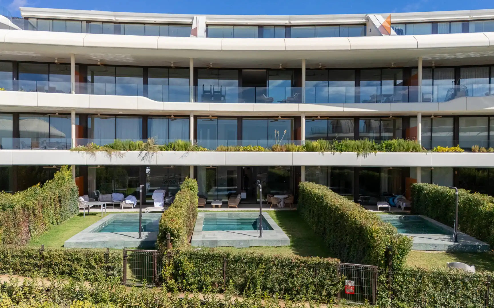 Vista exterior de Planta baixa en venda en Fuengirola amb Aire condicionat, Jardí privat i Terrassa