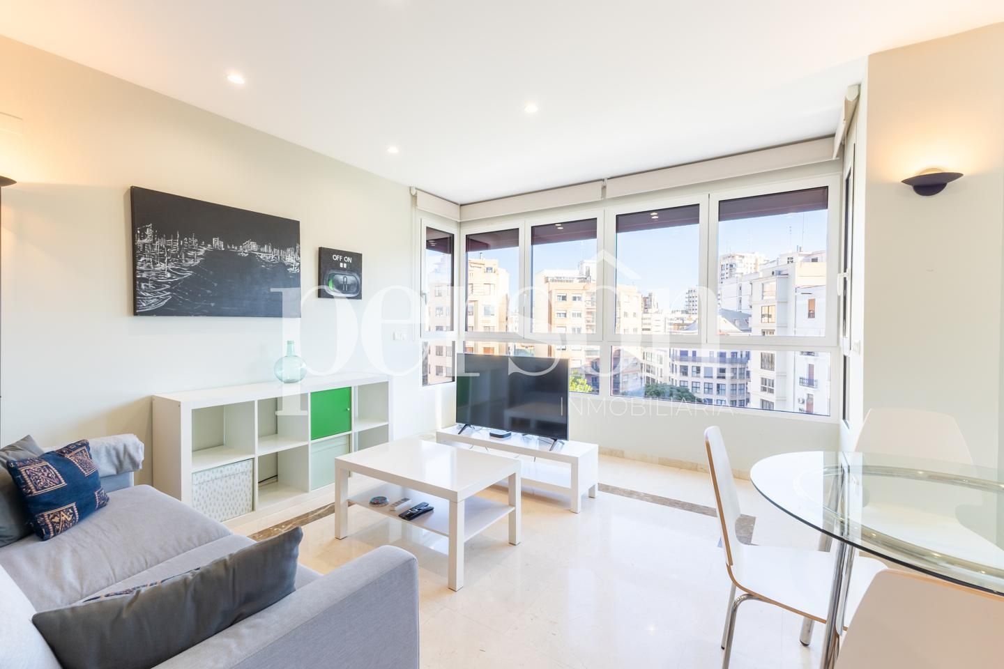 Sala d'estar de Pis de lloguer en  Valencia Capital amb Aire condicionat i Moblat