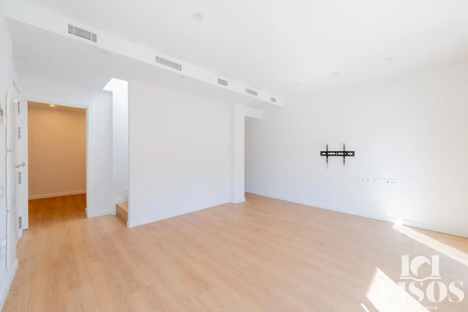 Attic for sale in Sant Cugat del Vallès  with Air Conditioner, Heating and Parquet flooring