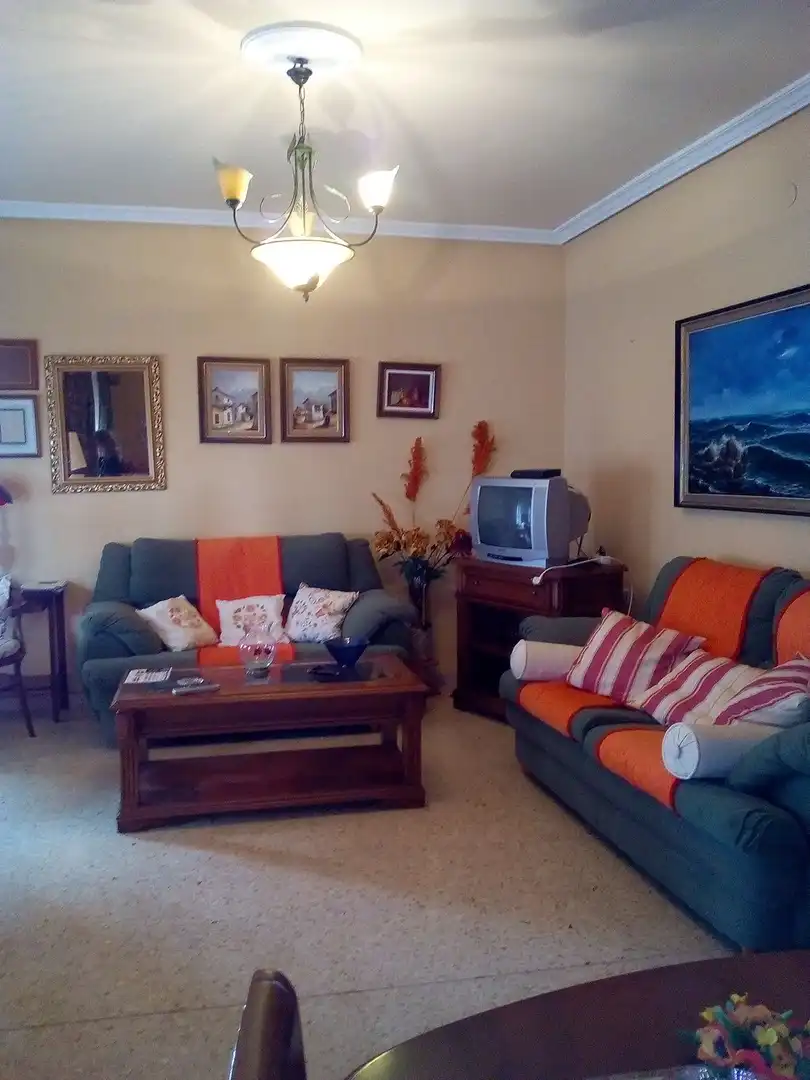 Appartamento con terrazza in vendita a Calle Obispo Cobos, imagen 2