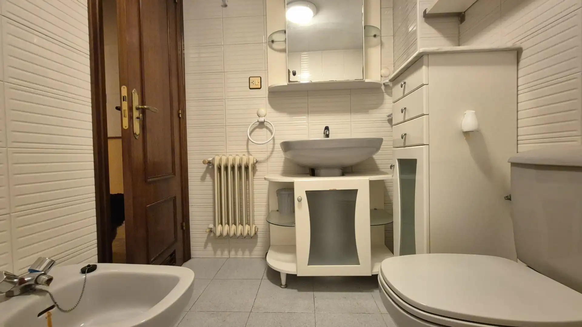 Baño de Dúplex en venta en Oviedo  con Calefacción, Parquet y Trastero