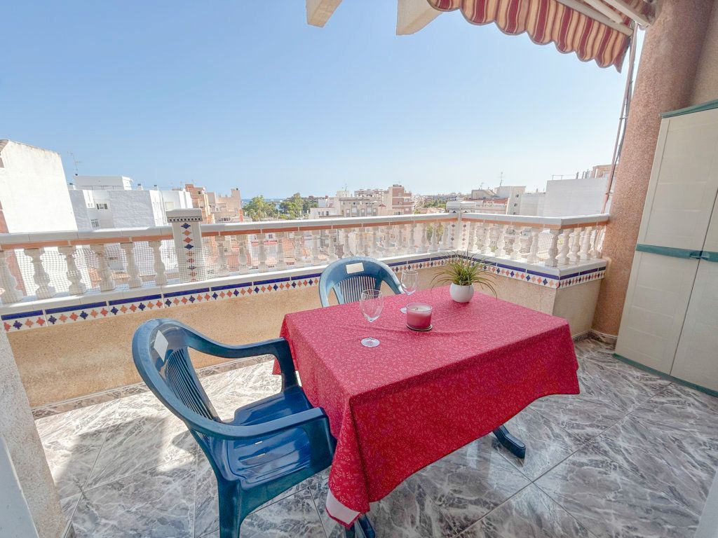 Terrassa de Àtic en venda en Torrevieja amb Aire condicionat, Terrassa i Moblat