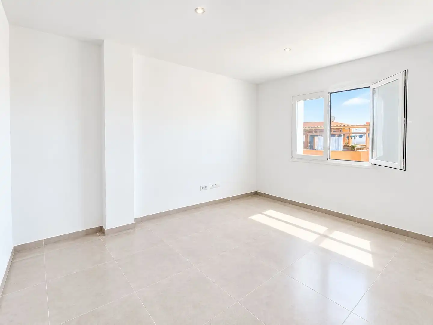 Appartement compact avec terrasse à vendre à Calle León Felipe 9, imagen 10