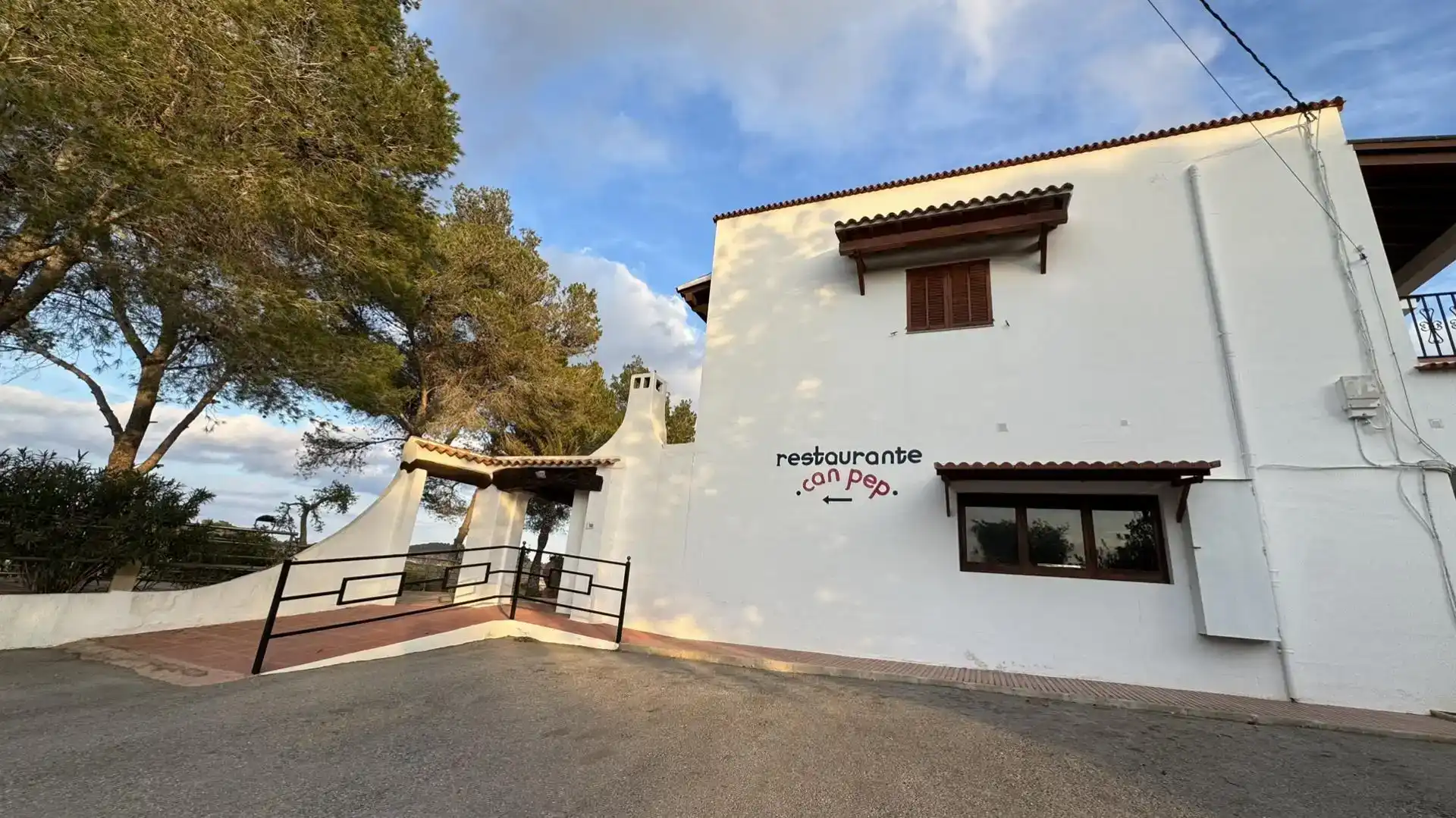 Geschaftsraum zur Miete in Santa Eulària des Riu mit Klimaanlage