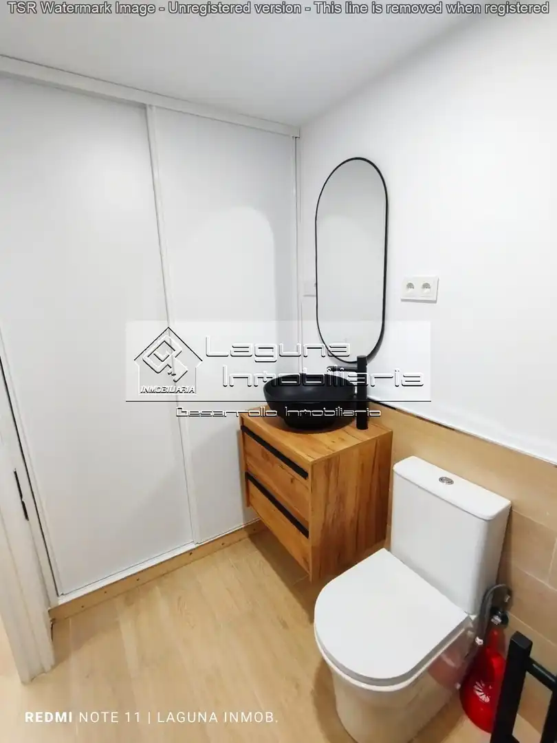 Badezimmer von Wohnung zur Miete in Cádiz mit Klimaanlage und Möbliert