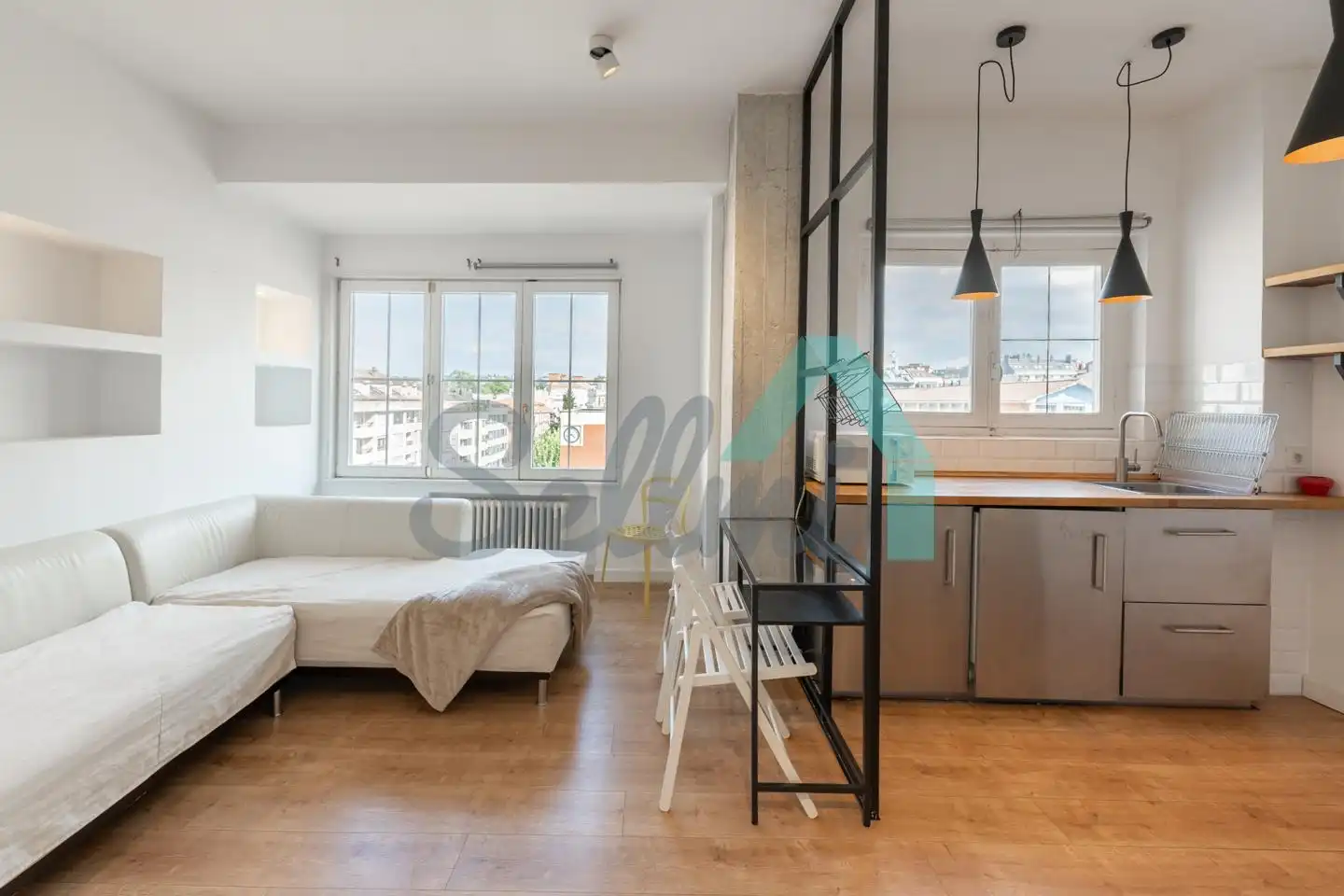 Flat with lift for sale in Leopoldo Calvo Sotelo, imagen 2