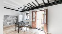 Exterior view of Flat for sale in  Barcelona Capital  with Air Conditioner and Furnished