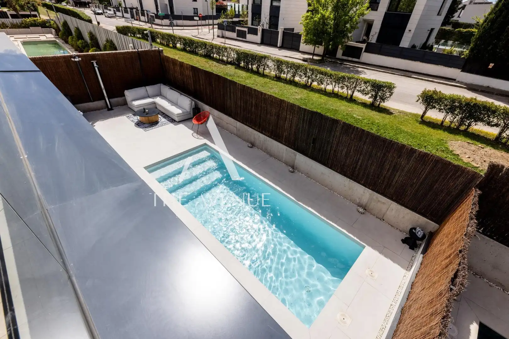 Piscina de Casa adosada en venda en Pozuelo de Alarcón amb Calefacció, Piscina i Balcó