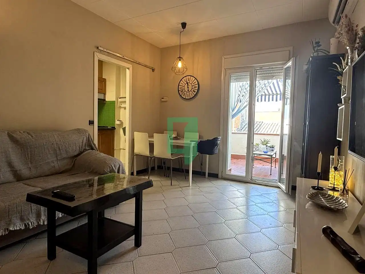 Sala d'estar de Pis en venda en Badalona amb Aire condicionat, Calefacció i Terrassa