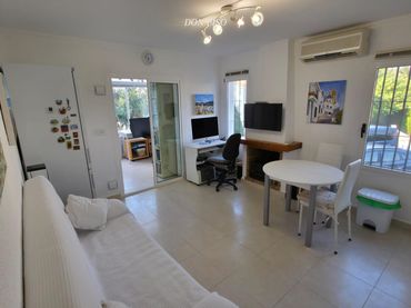 Casa bifamiliare con piscina in vendita a Centro