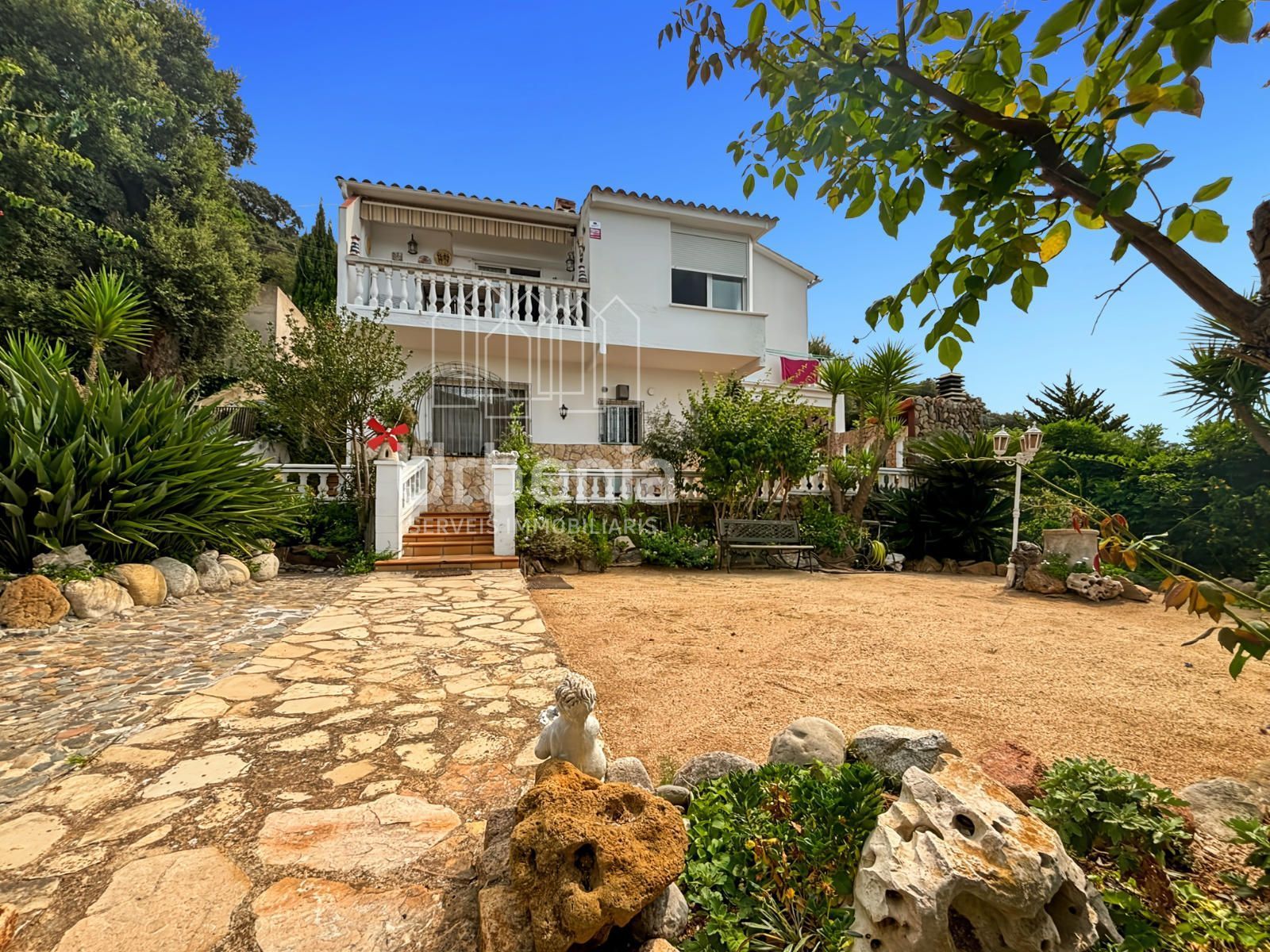 Vista exterior de Casa o xalet en venda en Pineda de Mar amb Calefacció