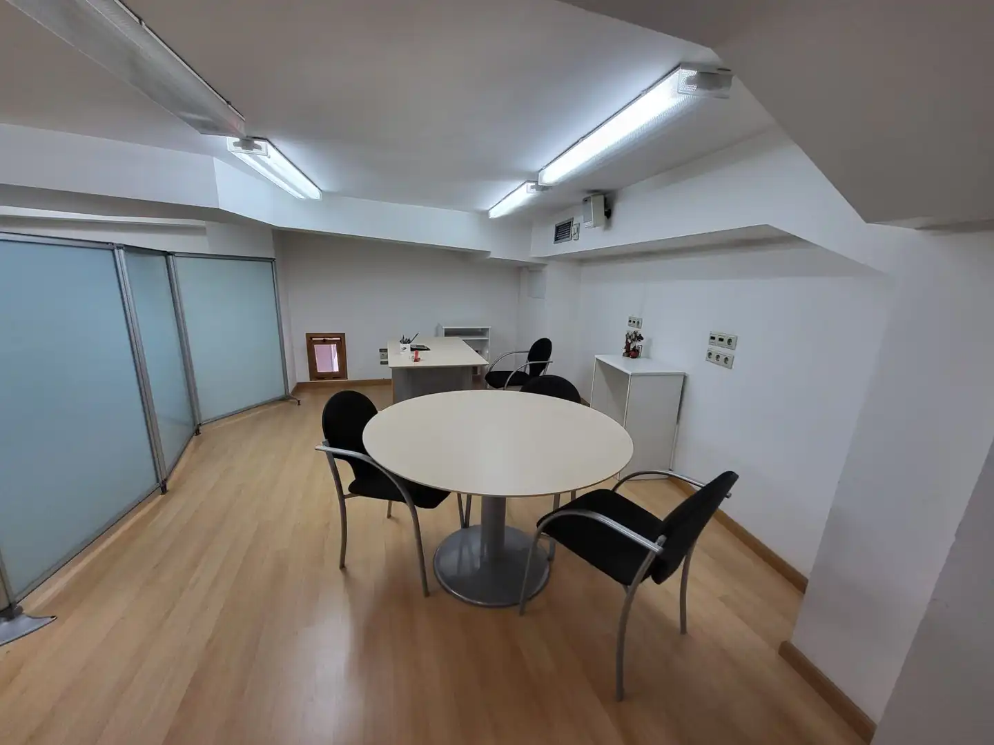 Business premises for sale in Paseo Maria Agustin, imagen 9