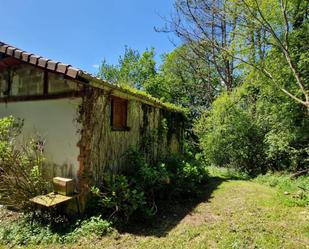 Jardí de Casa o xalet en venda en Santa María de Cayón amb Jardí privat