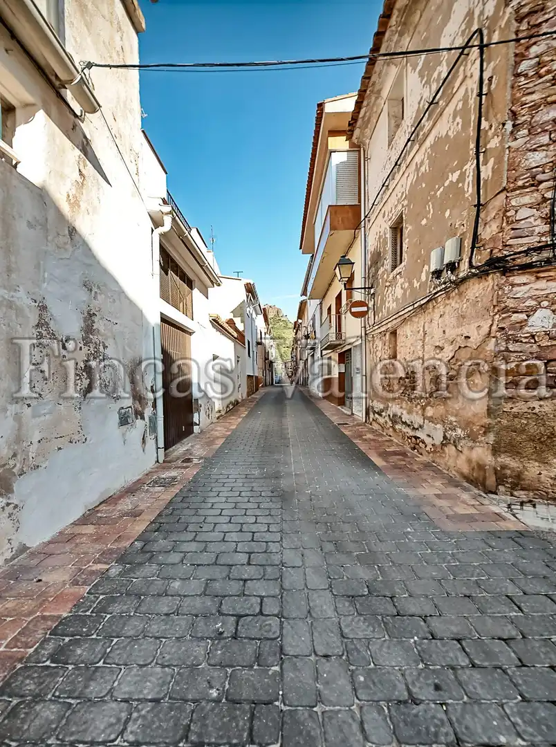 Country homes for sale in Calle SONEJA, Azuébar