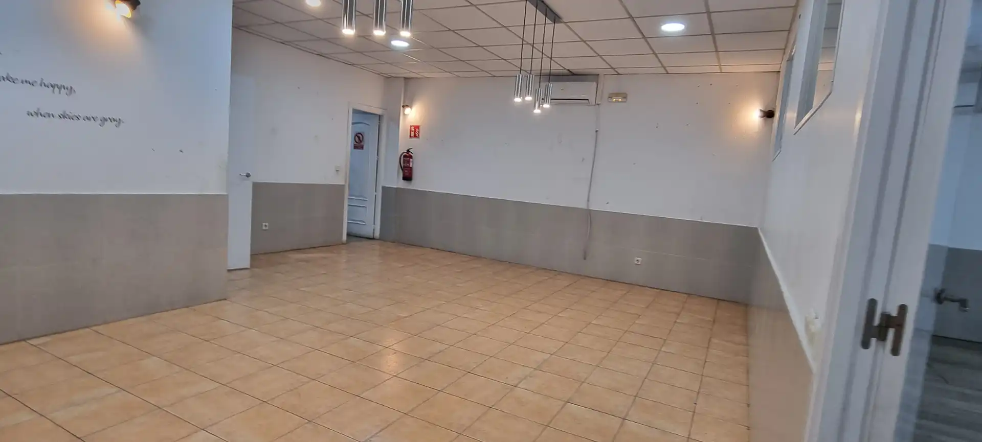 Business premises for sale in Calle Lago Blanco, imagen 42