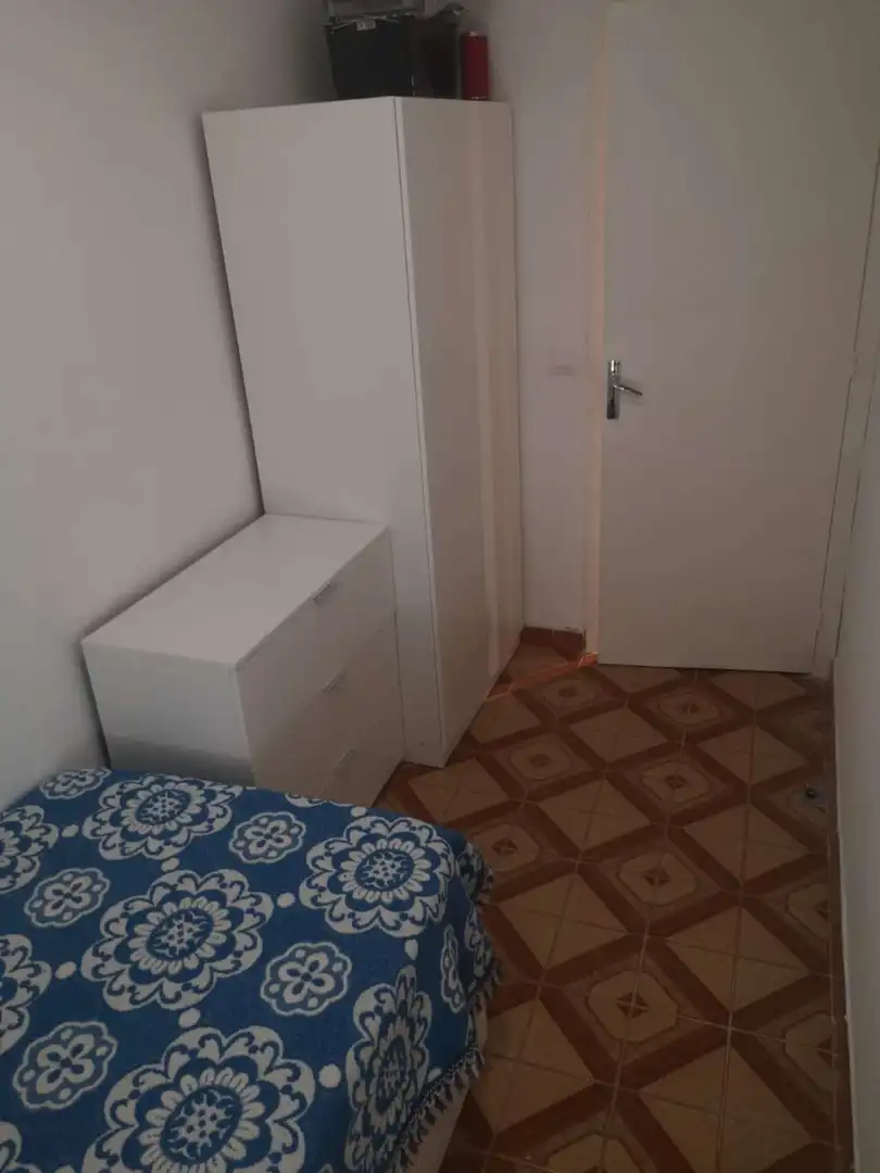 Bedroom of Flat for share in Cornellà de Llobregat  with Air Conditioner, Terrace and Furnished