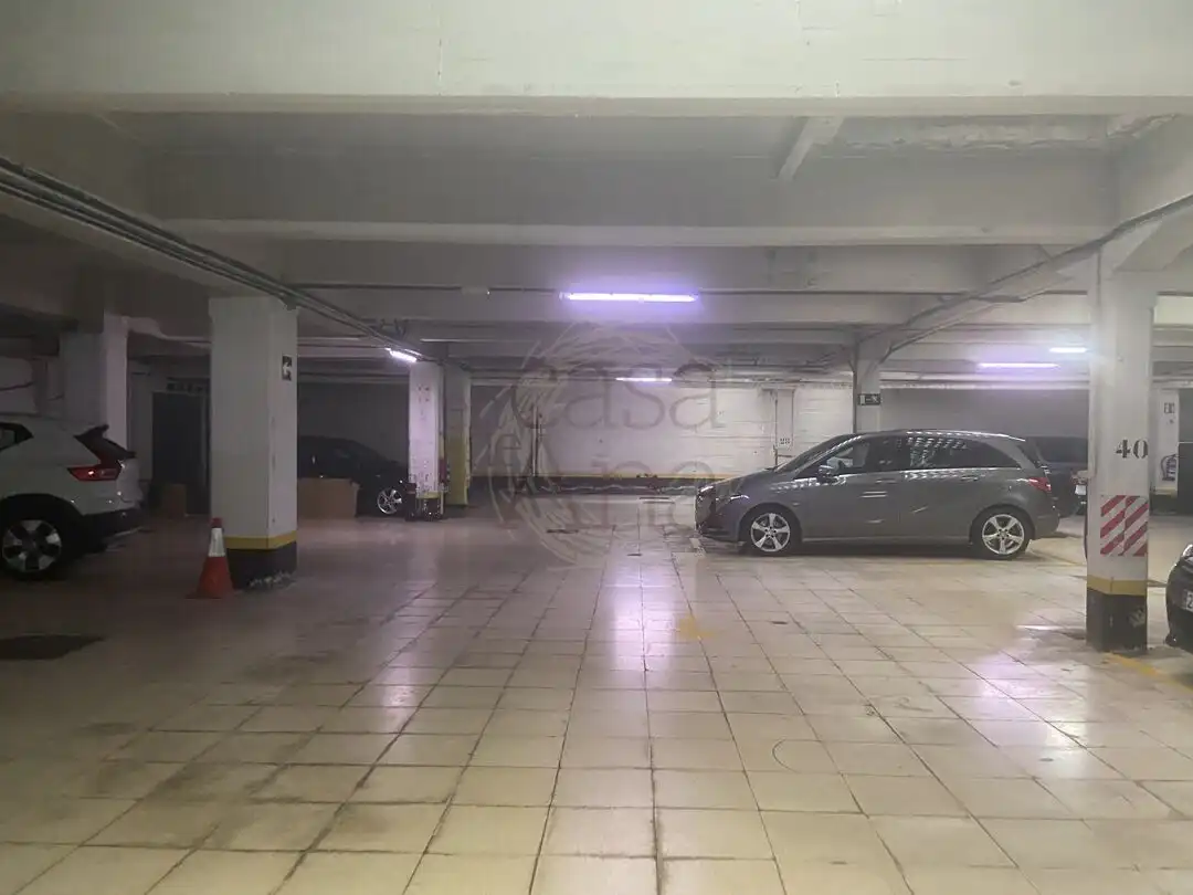 Parkplatz zum Verkauf in Rodríguez Arias Kalea, imagen 7