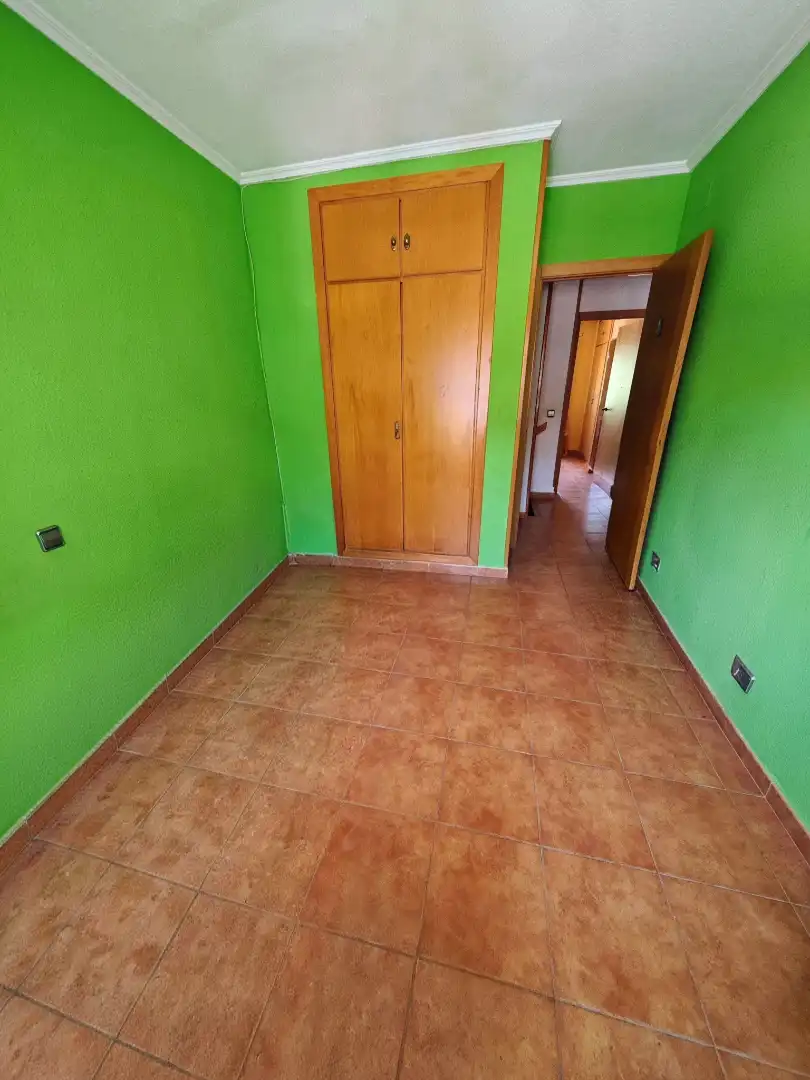 Casa adosada en venta en Toledo con Aire acondicionado, Calefacción y Horno