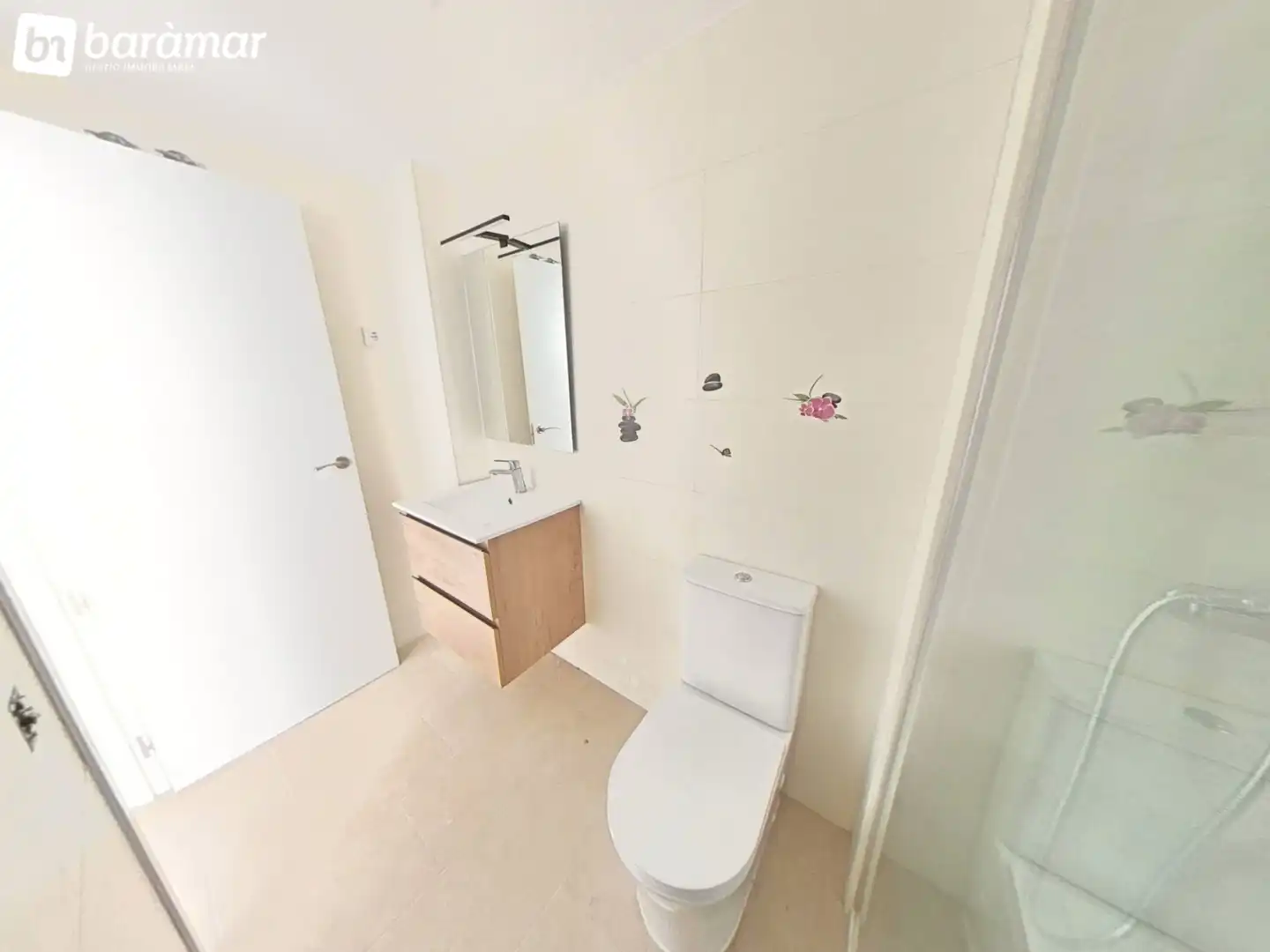 Bathroom of Flat for sale in L'Arboç  with Terrace and Oven