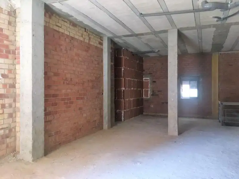 Business premises for sale in Calle Pintor Racionero Castro 14, imagen 7