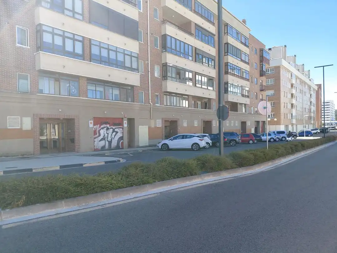 Außenansicht von Garage zur Miete in Barañáin / Barañain